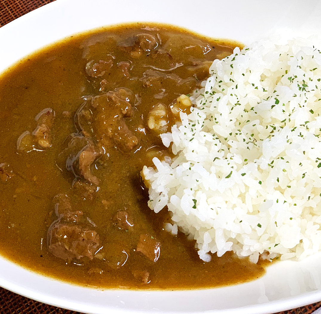 牛スジミニカレー